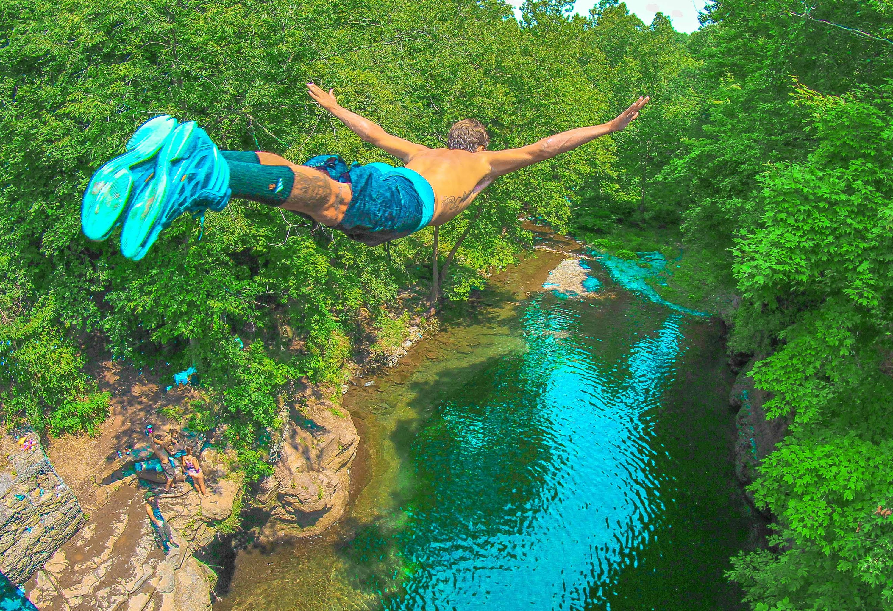 wilderness tours cliff jumping